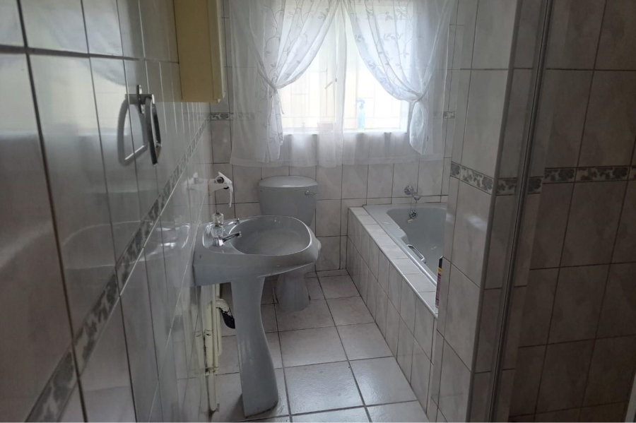 3 Bedroom Property for Sale in Riebeeckstad Free State